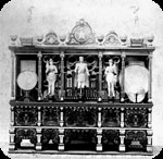 Large barrel organ with oriental ornaments